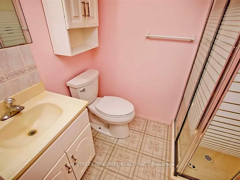 60 Hesketh Ct — Photo 19