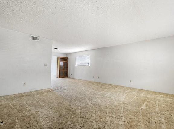 4th image of 1204 Coventry Ave