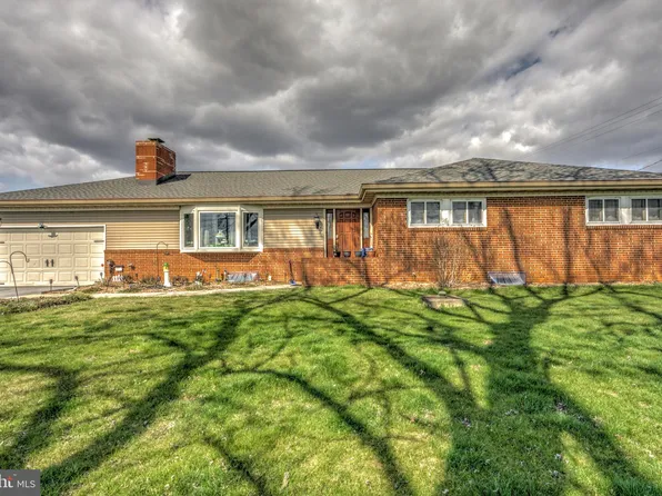 629 Doe Run Rd, Lititz, PA 17543