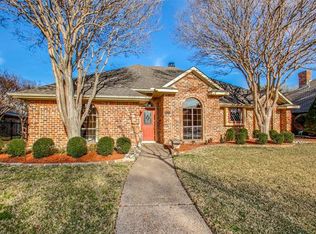2106 Diamond Oaks Dr, Garland, TX 75044