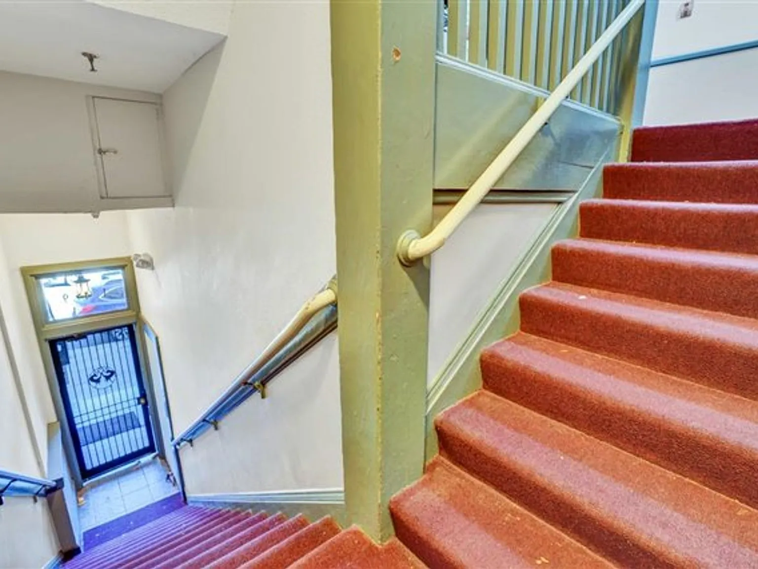 1 Bed 1 Bath in Historical Building — Photo 4