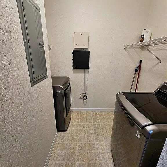 8335 38th Street Cir E #305 — Photo 21