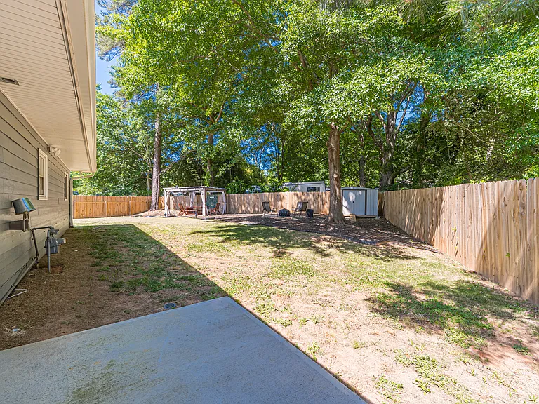 2390 Brackett Rd SW — Photo 23