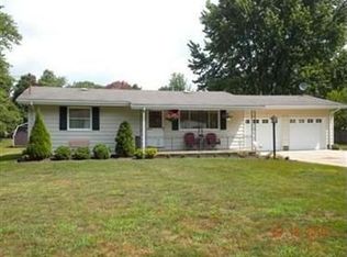 4402 Richmond Ave, Newton Falls, OH 44444