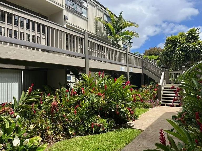 98-310 Kamehameha Hwy #221 — Photo 1