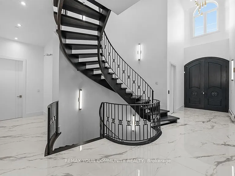 217 Churchill Ave #EMBER — Photo 4