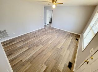 438 Camp Rd APT 5, Burlington, NC 27217