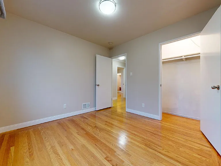 31 Crestline Ave — Photo 9