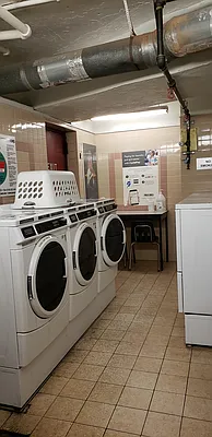 Rented by R New York | media 18