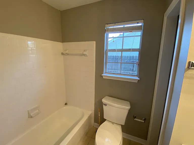 9184 Arand Dr — Photo 36