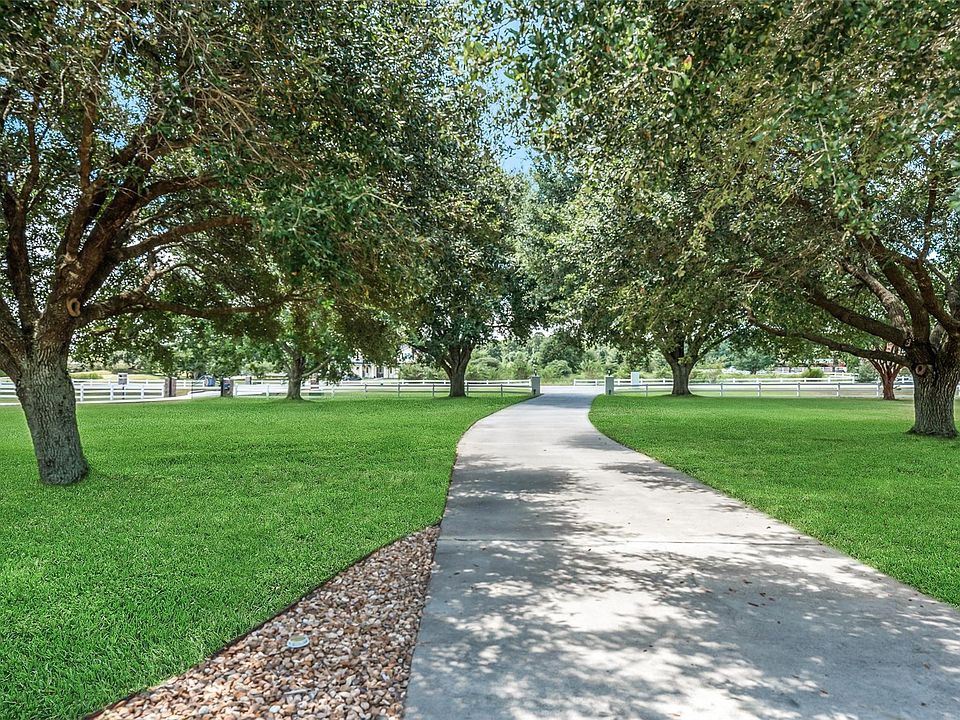 1st image of 8775 Grand Lake Estates Dr #77316