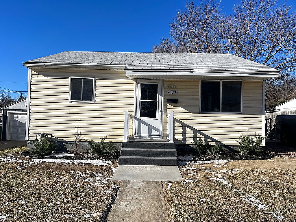 4127 Jefferson St, Sioux City, IA 51108 Zillow
