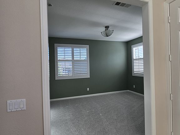 4th image of 17129 Grove Dr