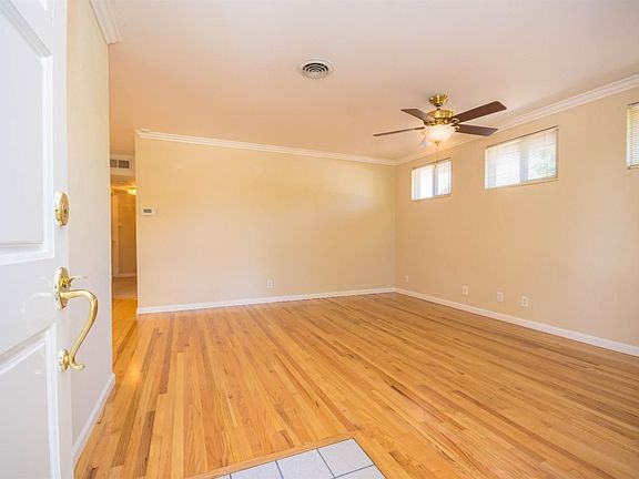 5th image of 4312 Laurelwood Way