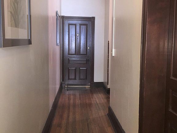 2nd image of 427 N Market St #1