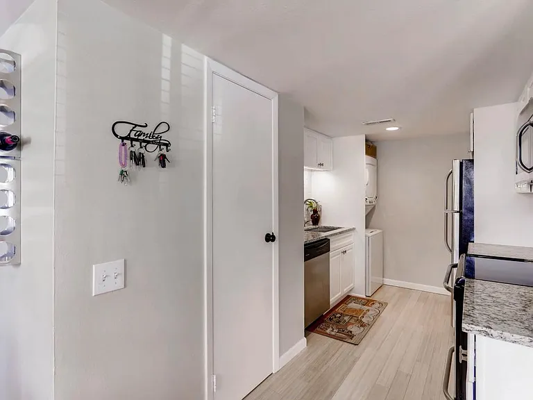 9195 E Lehigh Ave #179 — Photo 6
