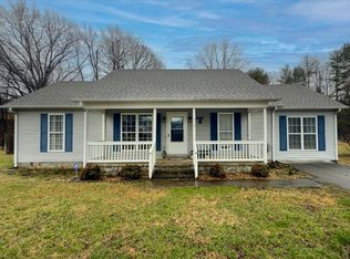 3520 Pointe Cove Cir, Cookeville, TN 38506