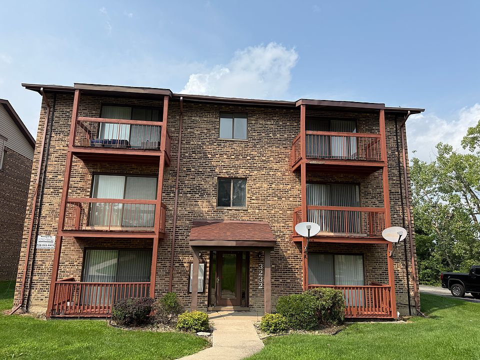 1st image of 3232 184th St APT 2E