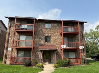 3232 184th St APT 2E, Homewood, IL 60430