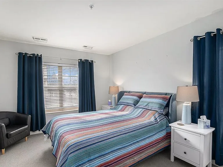 3286 Camden Dr #1 — Photo 9