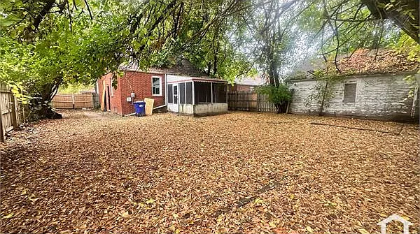 3 bed, 1132 sqft, $1,400 — Photo 4