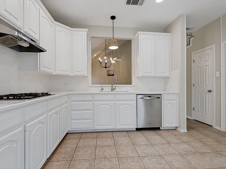 6137 Pebble Creek Dr — Photo 21