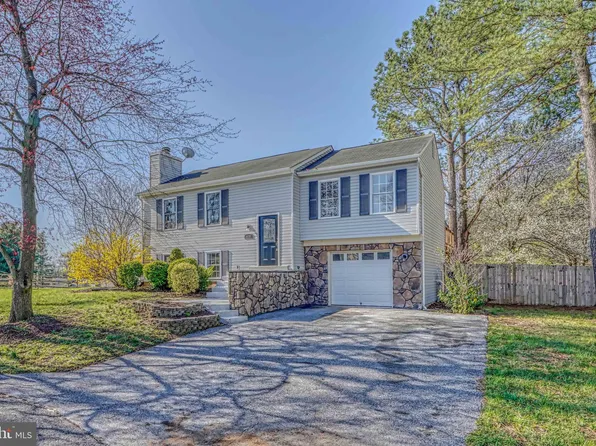 8631 Discovery Blvd, Walkersville, MD 21793