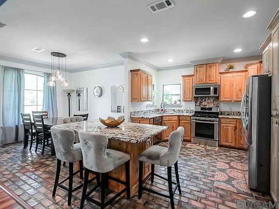 3rd image of 30555 Weiss Rd