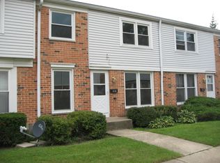 4026 Oxford Ct, Streamwood, IL 60107