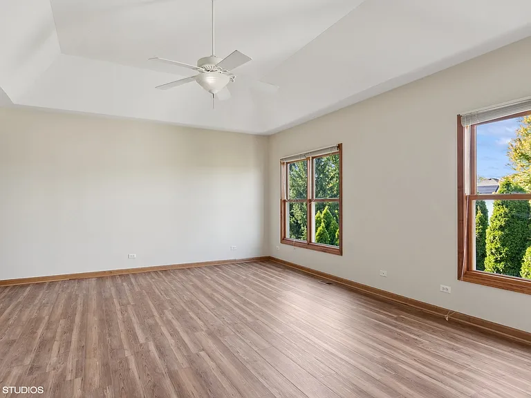 2327 Flat Rock Ct — Photo 14