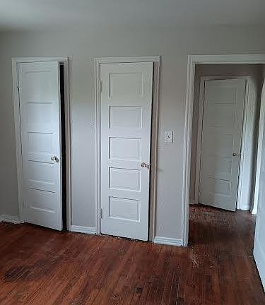 5th image of 1906 Elsmere Ave #5