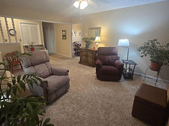 2nd image of 801 6th St