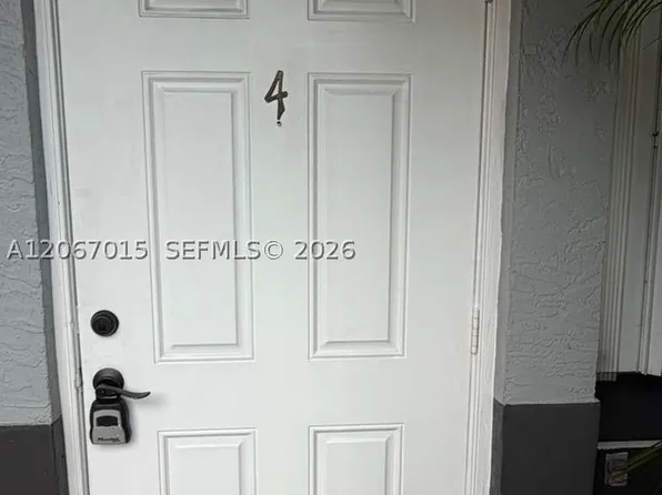 7991 SW 152nd Ave APT 7, Miami, FL 33193