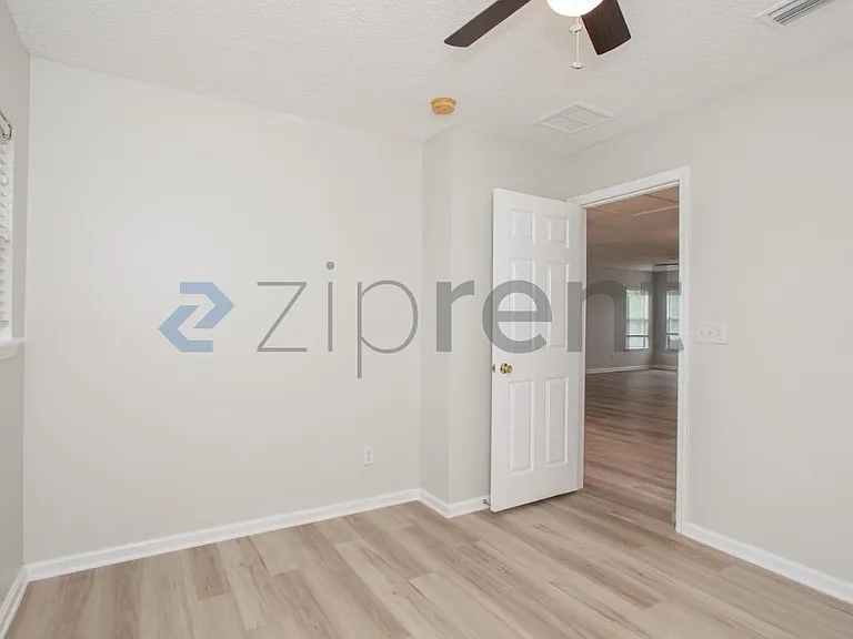 76195 Deerwood Dr — Photo 30