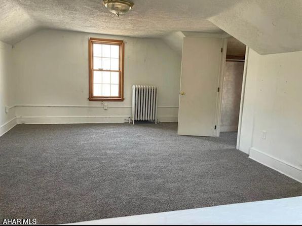 404 Cherry Ave, Altoona, PA 16601