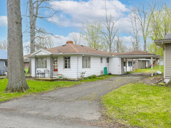 9411 Lakeshore Dr N, Huntsville, OH 43324