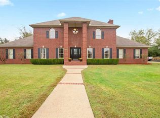 908 Woodland Park Rd, Bryant, AR 72022