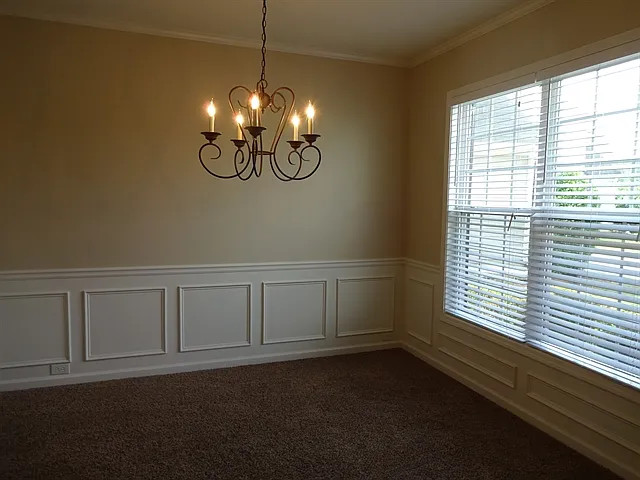 2357 Longmont Dr — Photo 5