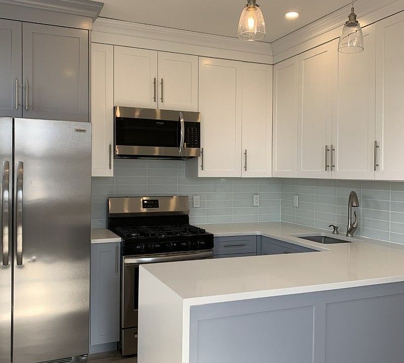 1st image of 572 Henry St APT 3