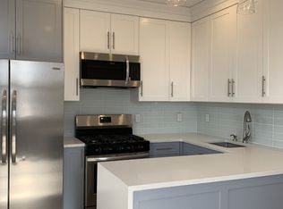 572 Henry St APT 3, Brooklyn, NY 11231