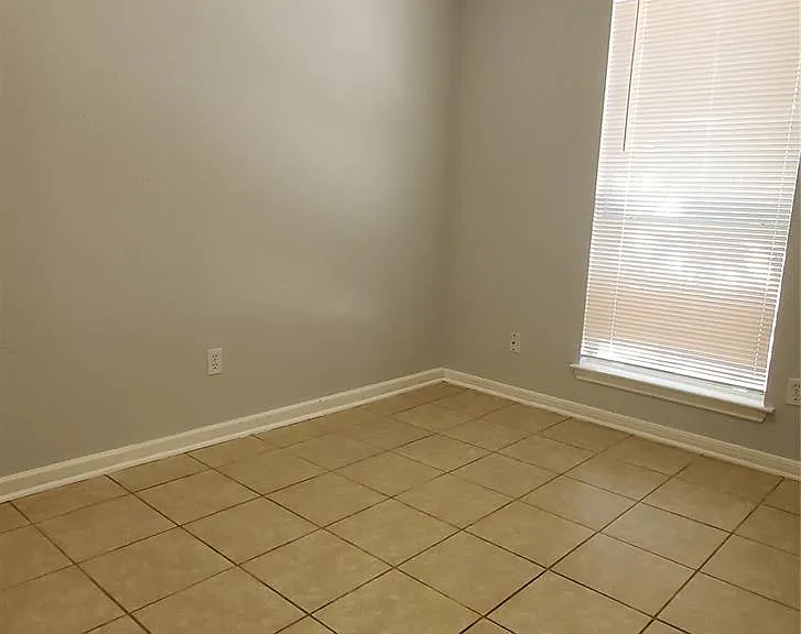 8617 Talyne Chaise Cir #B — Photo 15