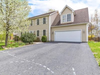 7 Greenacre Ln, East Longmeadow, MA, 01028