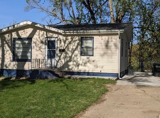 4121 N 65th St, Omaha, NE 68104