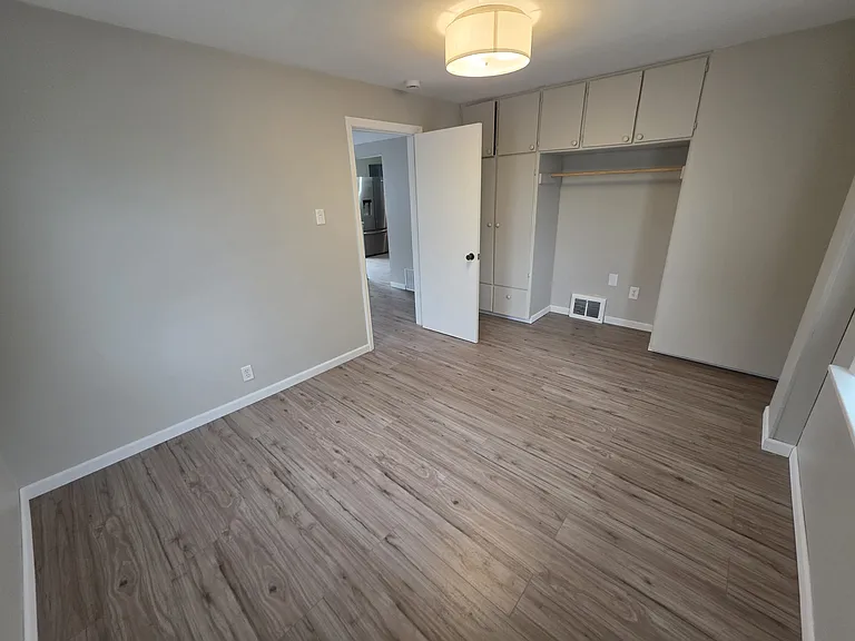 14285 Tyler St — Photo 3