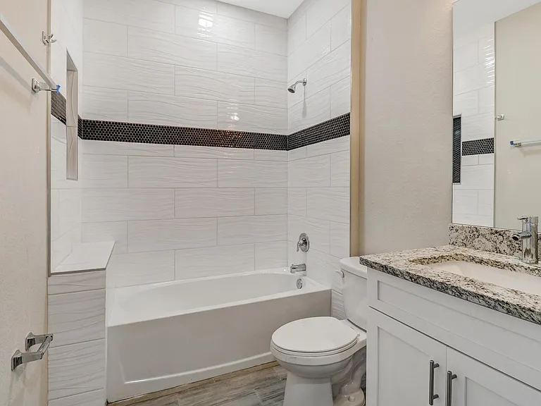 10621 Landau Ln — Photo 20