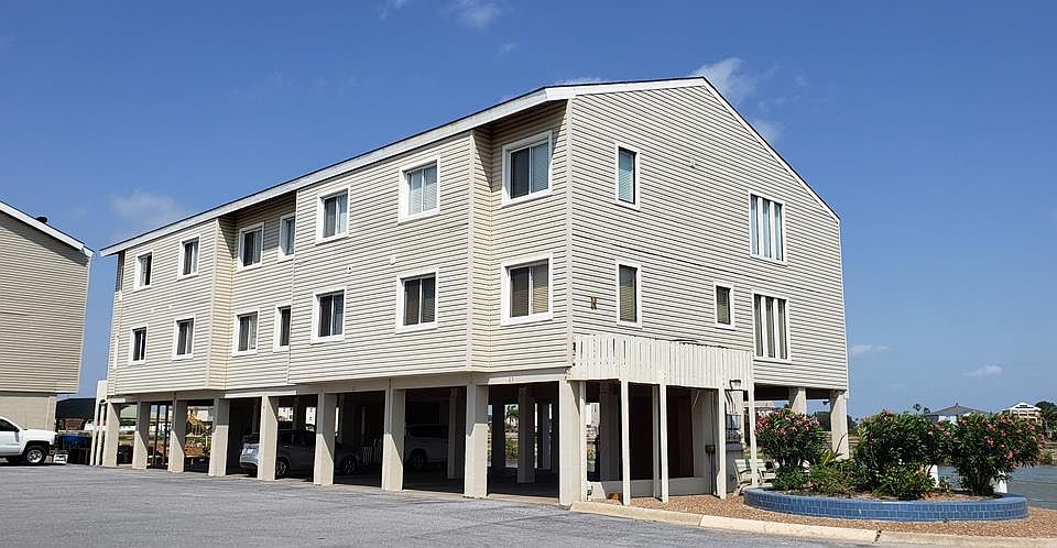 1st image of 401 Island Ave #62