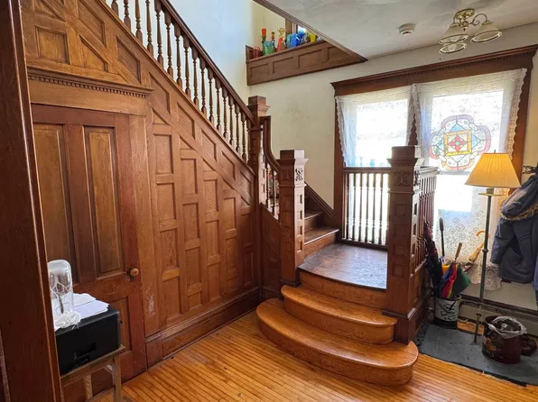 457 N Terrace St, Janesville, WI 53548