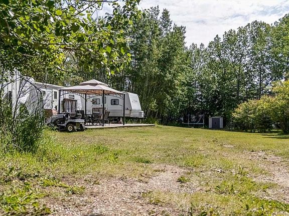 4th image of 2 Ridge Dr