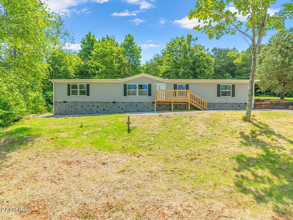 1st image of 233 Sunset View Dr