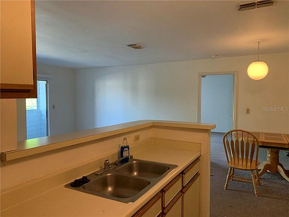 5th image of 1400 Gandy Blvd N Unit 1213